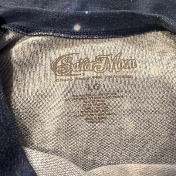 Vintage Sailor Moon Graphic Sweatshirt Anime Cosplay Pullover Top Womens Large - Picture 3 of 3